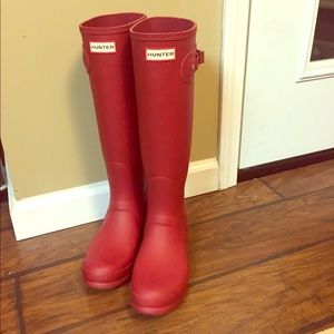 Red Hunter Rainboots